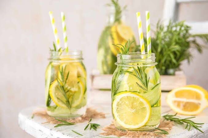 10 Reasons To Start Your Day With Lemon Water.