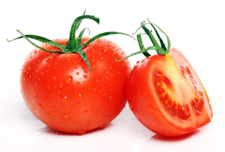 Tomatoes are hydrating foods 